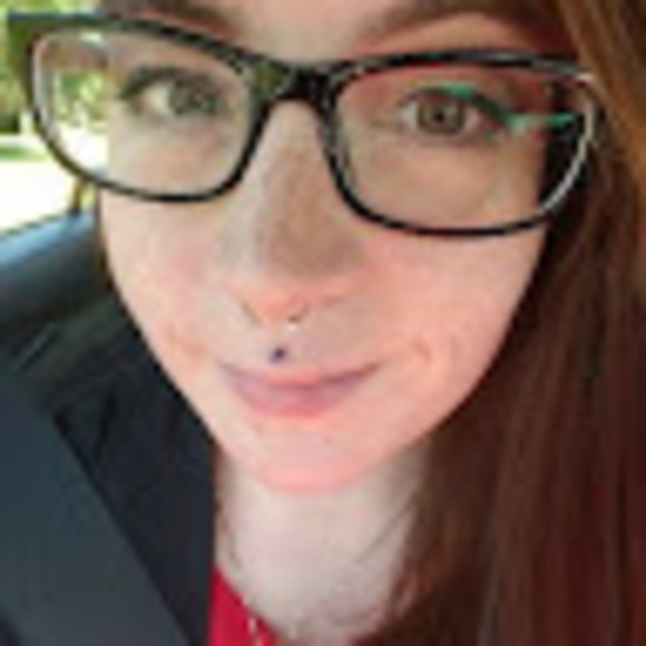 Meet your Posher, Kaleigh - Picture 1 of 1